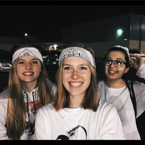 Meet your Posher, Hailey